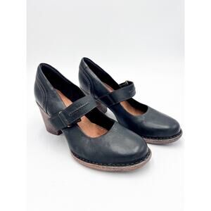 Women's Black Leather Shoes